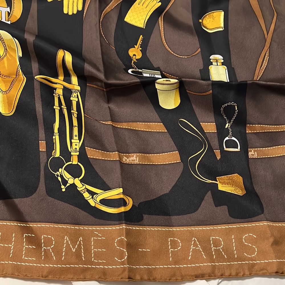 authentic HERMES scarf, 100% silk - Picture 5 of 9